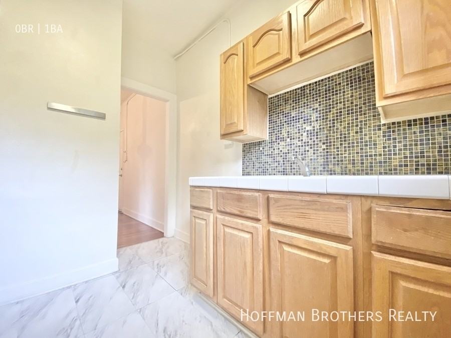 532 S Coronado St #108 - Photo 2 of 10