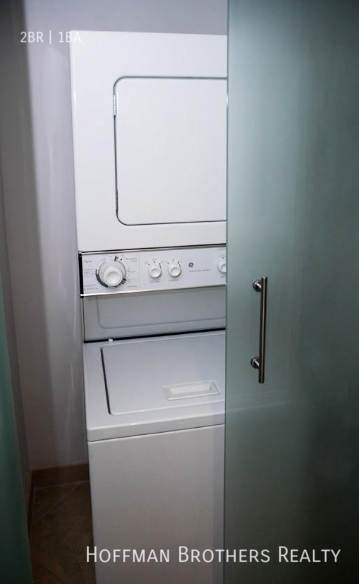 1119 S Cochran Ave #2 - Photo 6 of 9