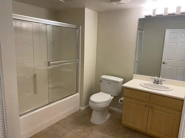 1970 Columbia St #215 - Photo 3 of 12