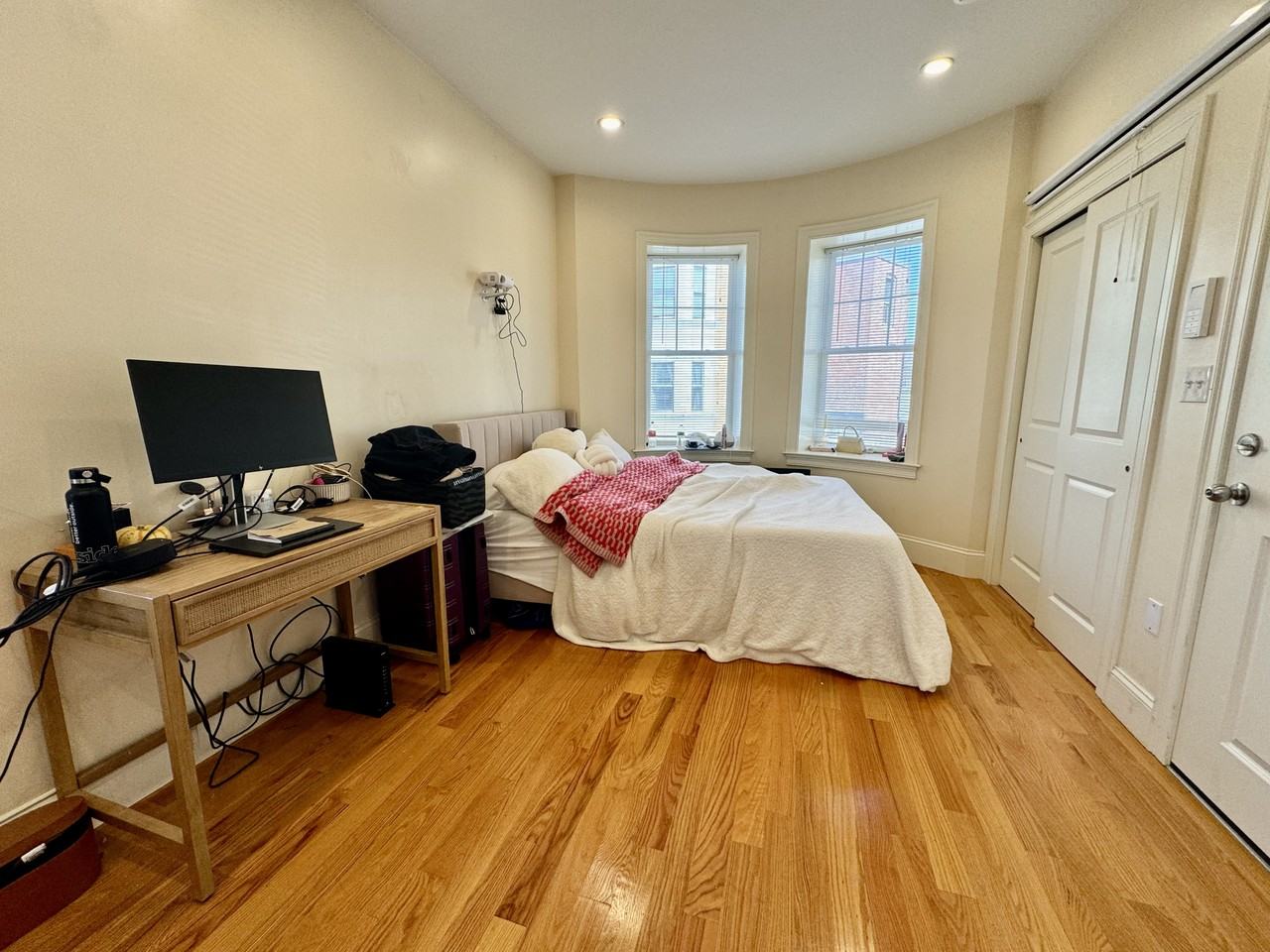 5 Edwin St #1 - Photo 4 of 11