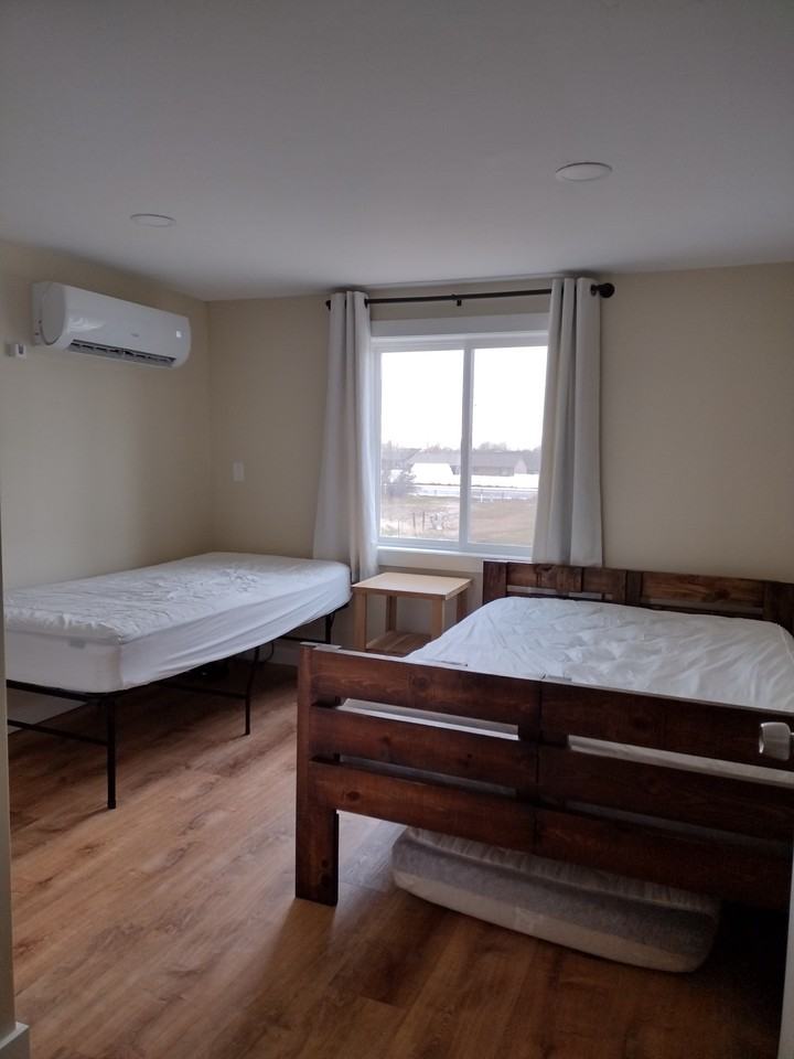 1354 N 45th E - Photo 4 of 14