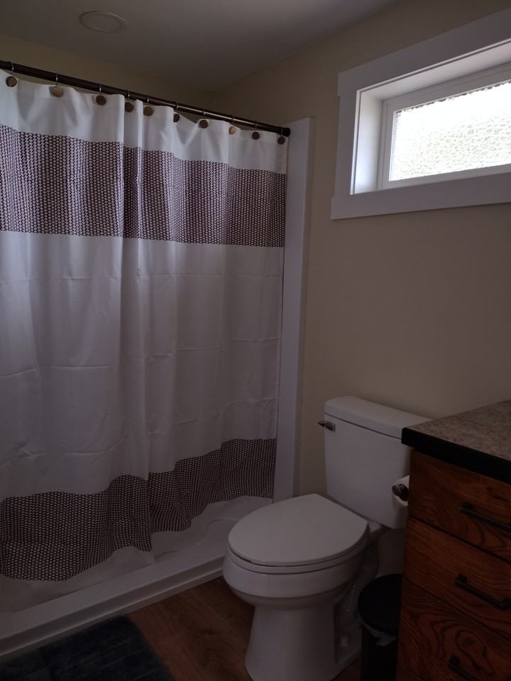 1354 N 45th E - Photo 6 of 14