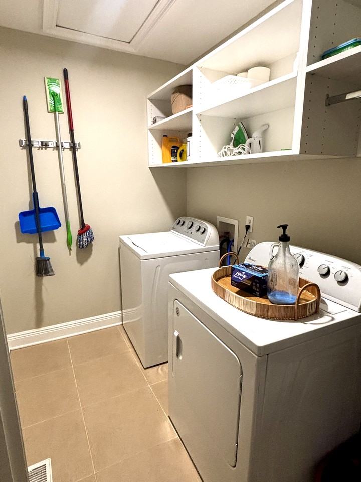 Riverbend Dr #3458 - Photo 6 of 9