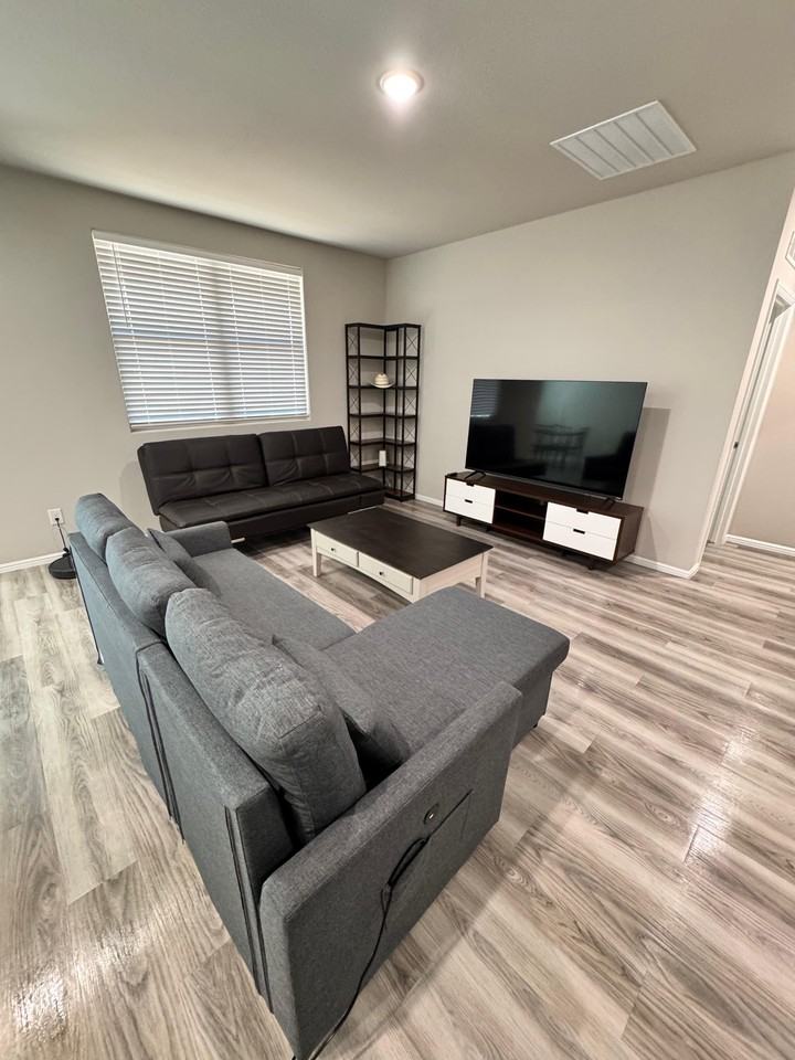 6302 Oracle Dr #NA - Photo 6 of 21