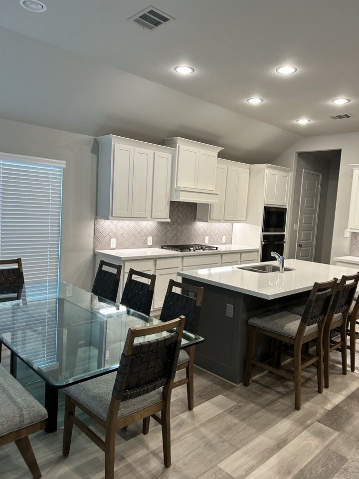 9415 Water Breeze Ct #NA - Photo 2 of 5