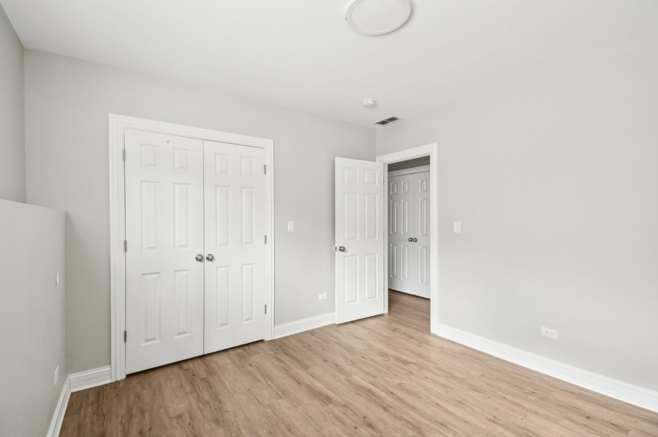 523 N Drake Ave #2 - Photo 6 of 20