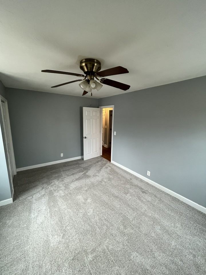 903 Goodbar Dr #NA - Photo 2 of 20