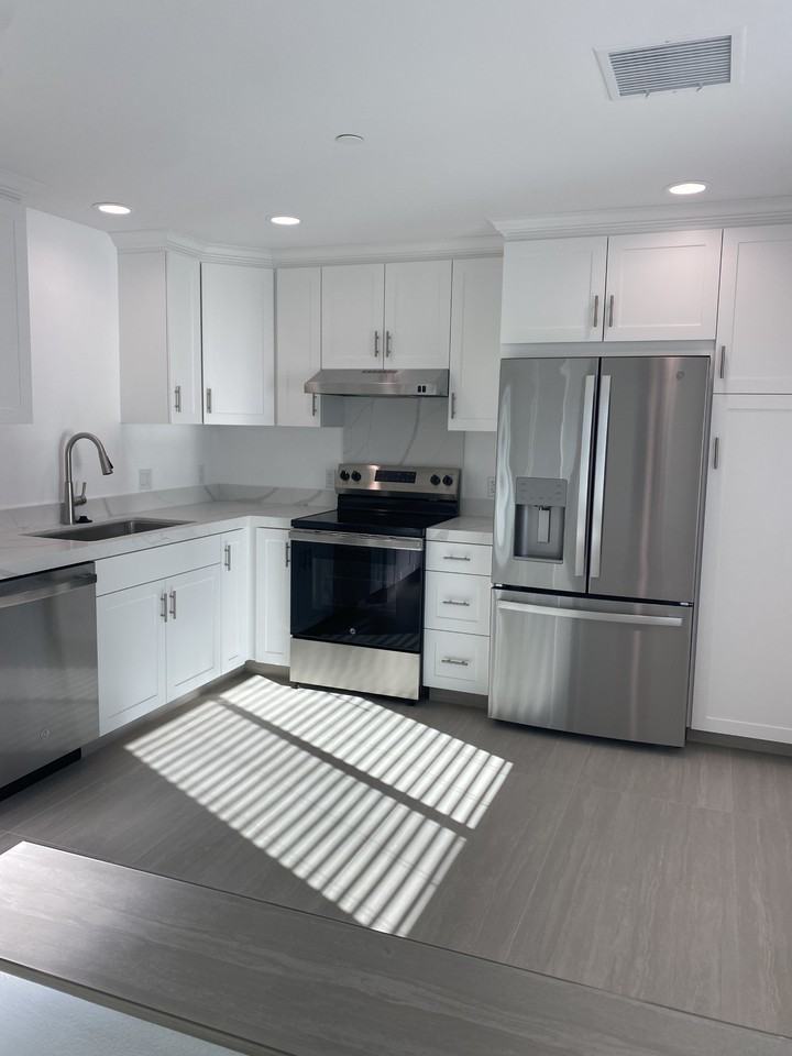 3123 E San Juan Rd #1 - Photo 7 of 31