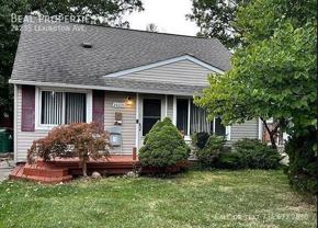 24235 Lexington Ave - Photo 1 of 1