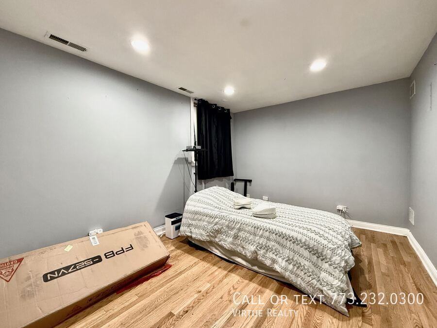 5791 N Ridge Ave #G - Photo 7 of 20