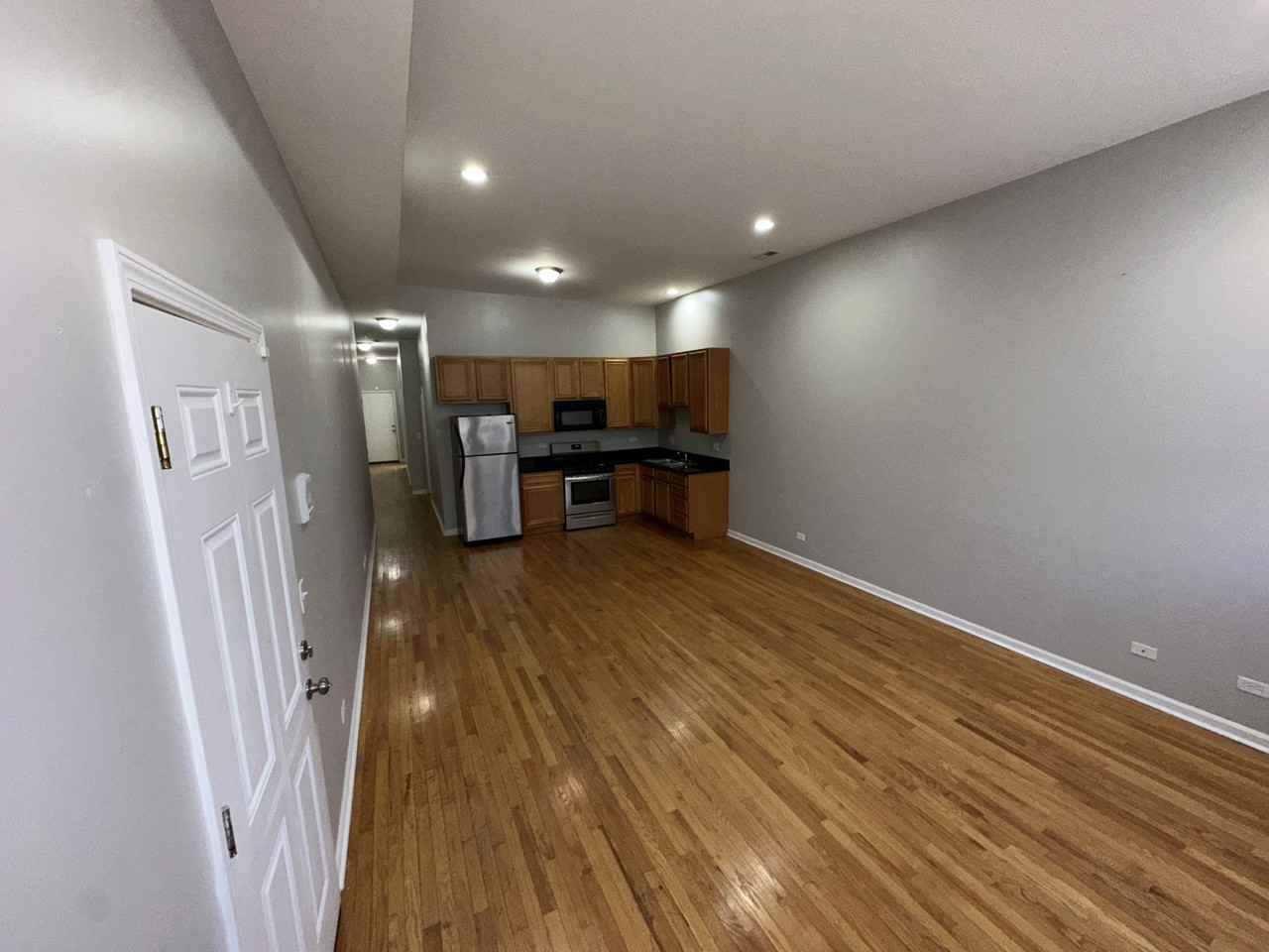 2438 N Laramie Ave ## 1n - Photo 4 of 12