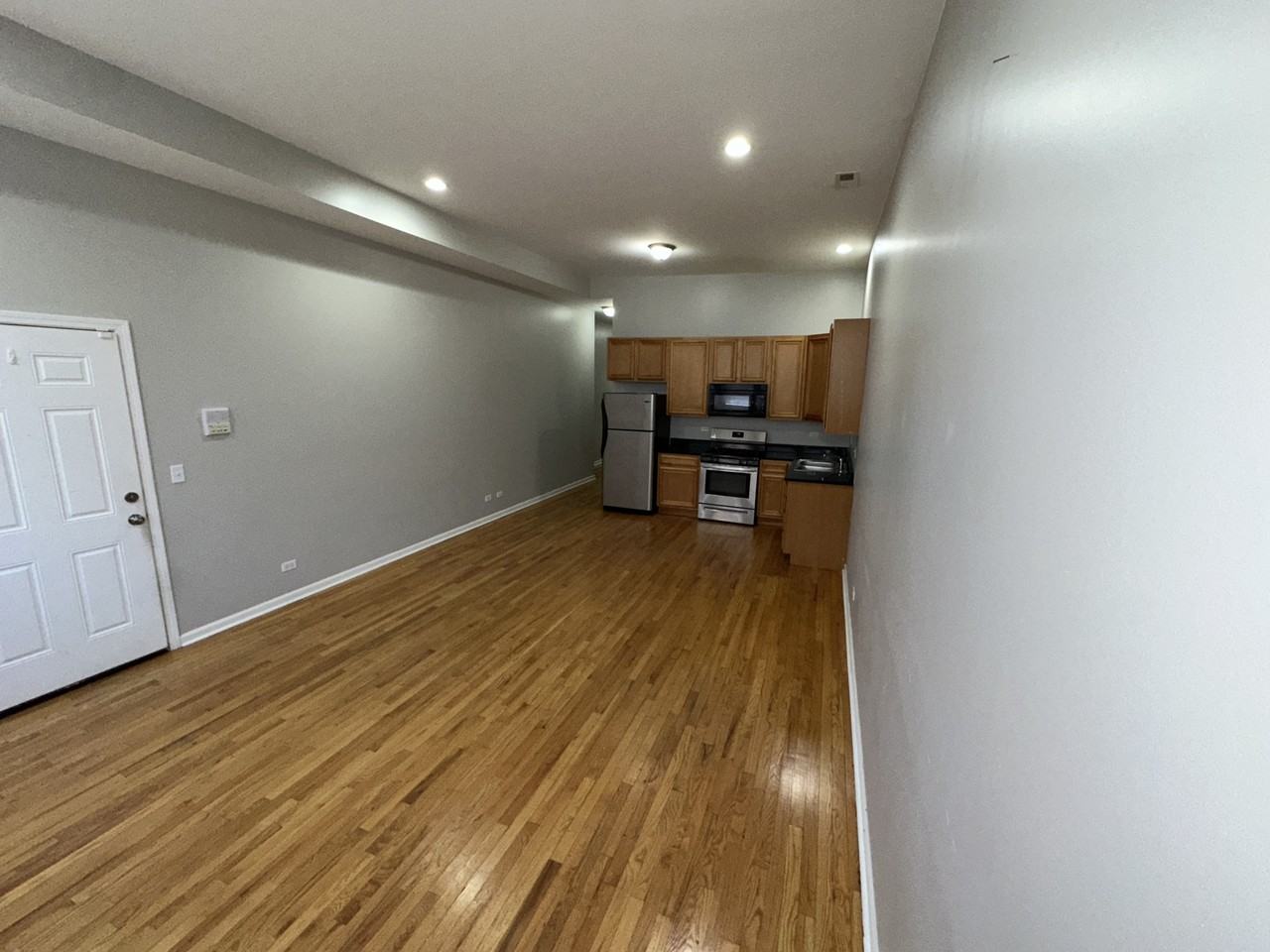 2438 N Laramie Ave ## 1n - Photo 4 of 12