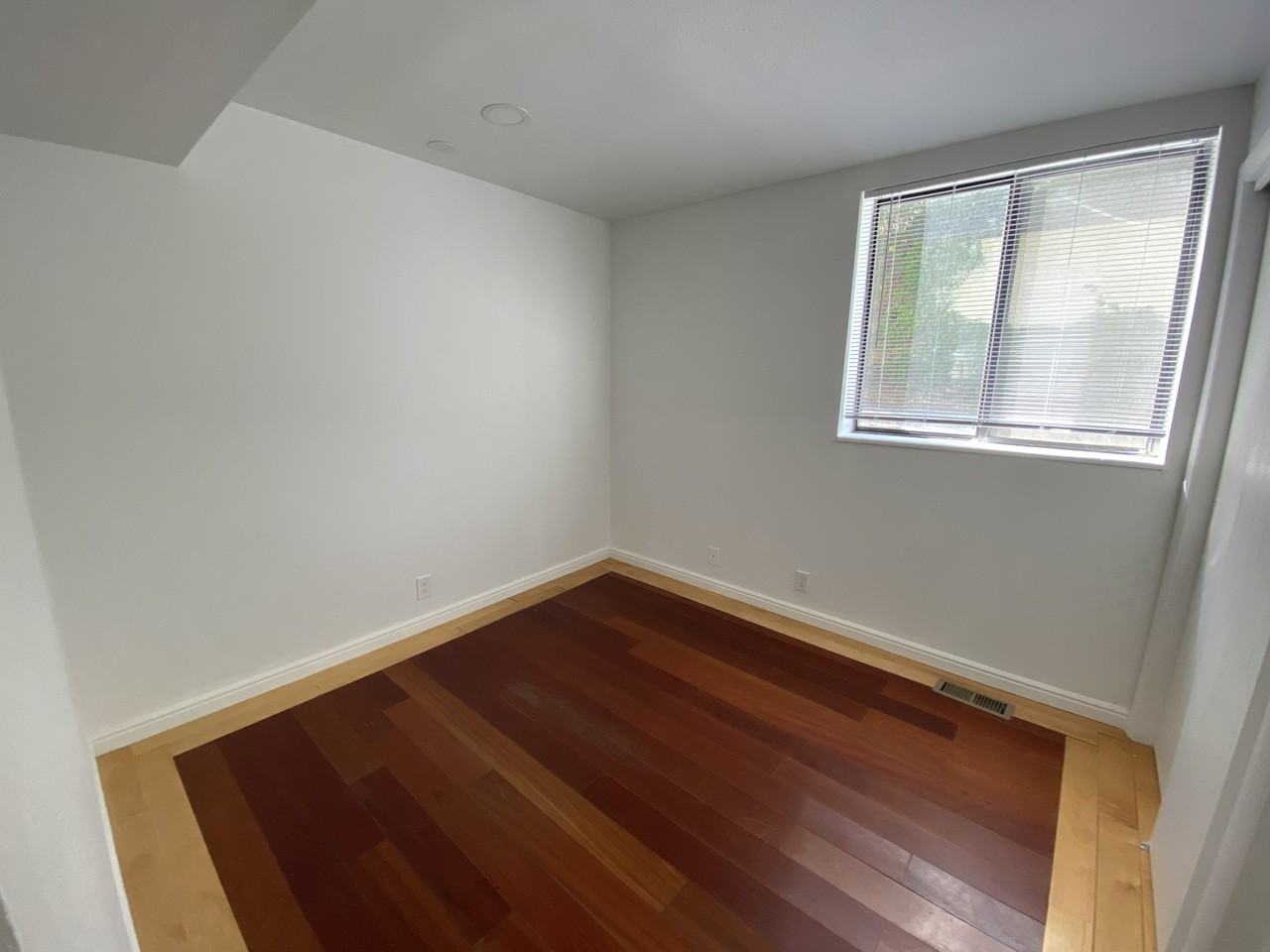 425 S 900 E #5 - Photo 6 of 12