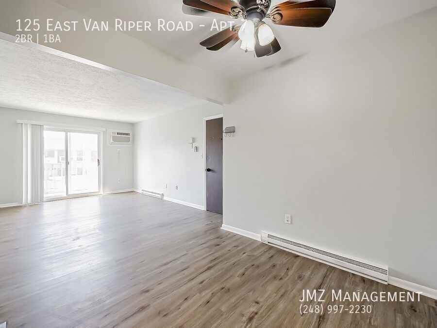 125 E Van Riper Rd #7 - Photo 2 of 26