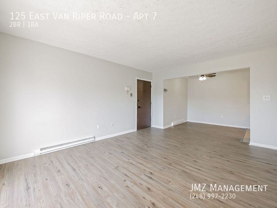 125 E Van Riper Rd #7 - Photo 5 of 26