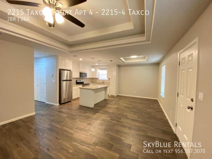 2215 Taxco Ct Apt 4 - Photo 4 of 10