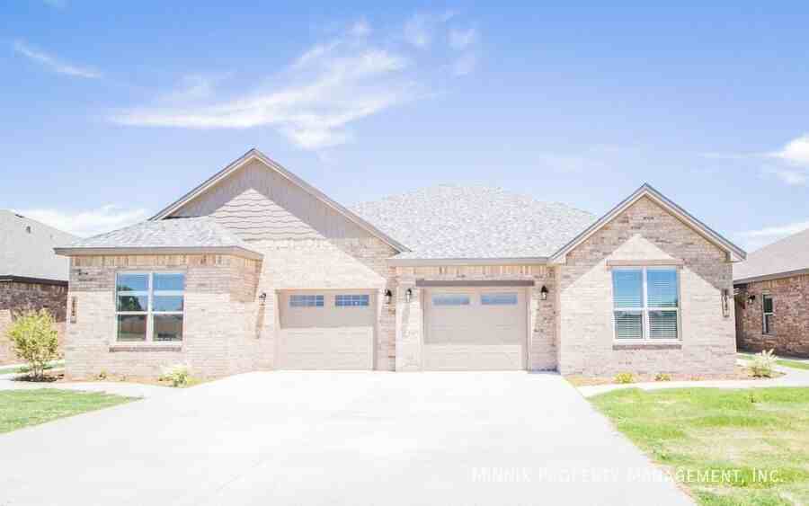 1702 102nd St #A - Photo 2 of 29