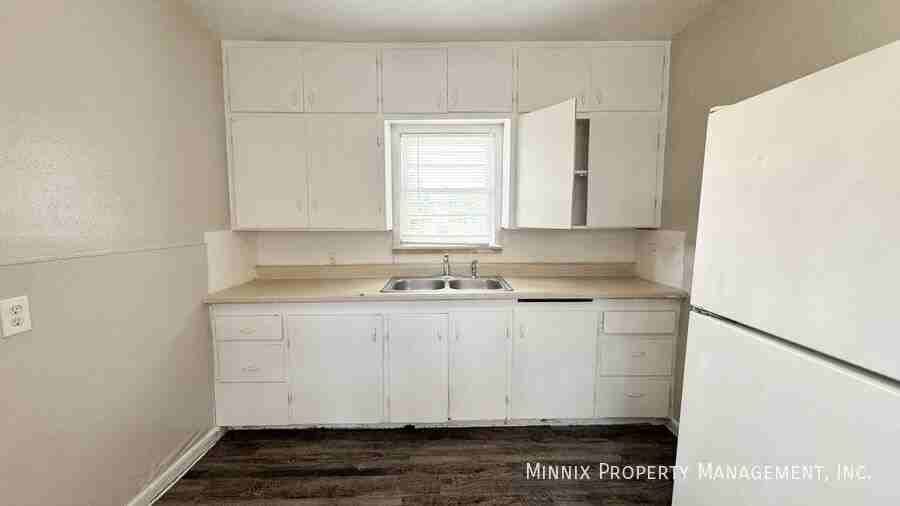 3016 Duke St #B - Photo 6 of 16