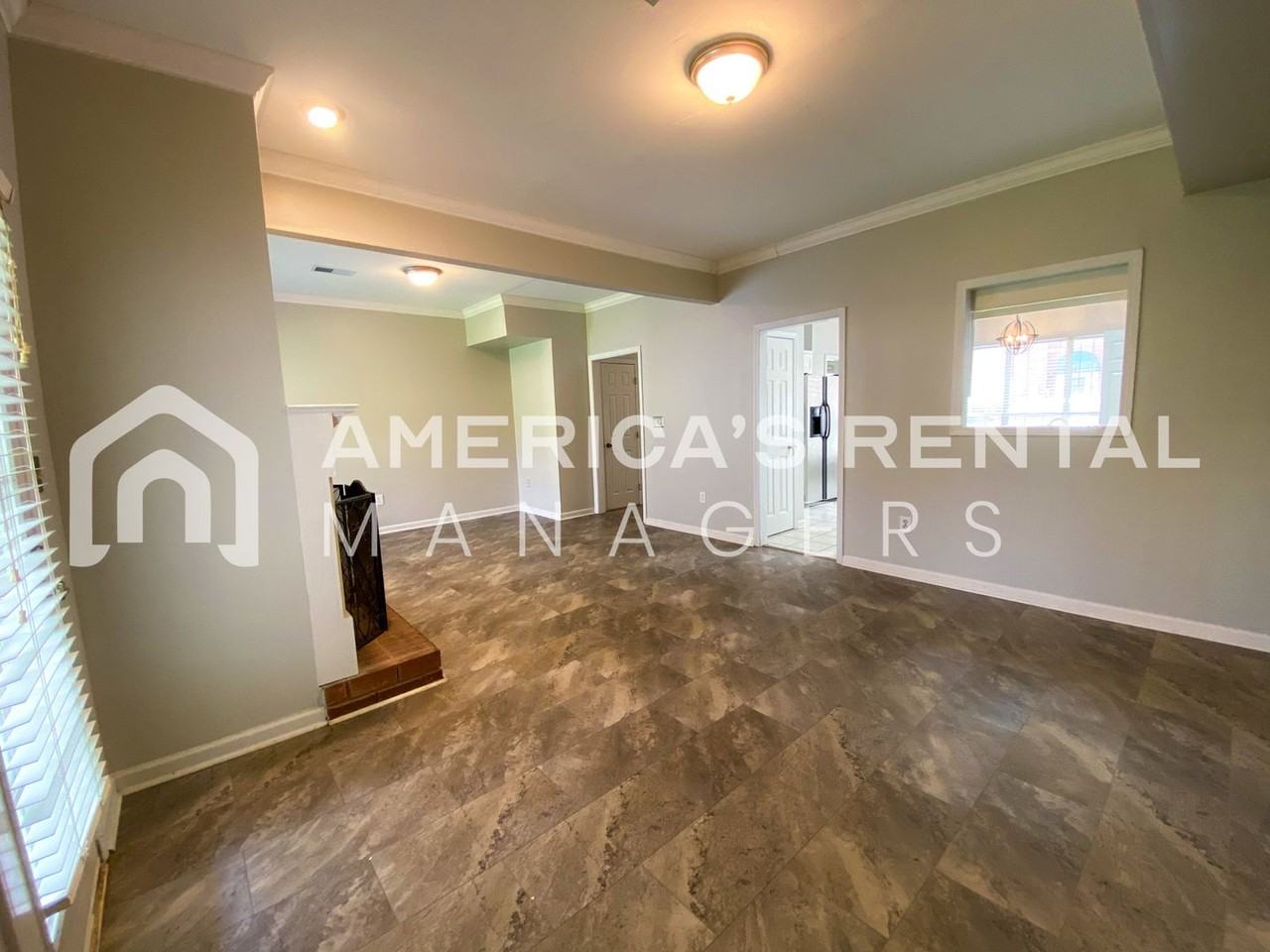 446 Cambrian Ridge Trl - Photo 7 of 28