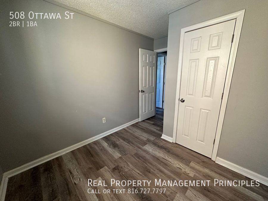 508 Ottawa St - Photo 6 of 8