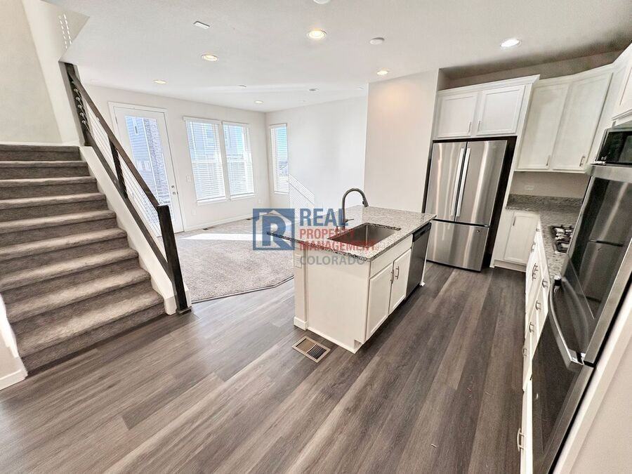 21005 E Quincy Dr - Photo 3 of 19