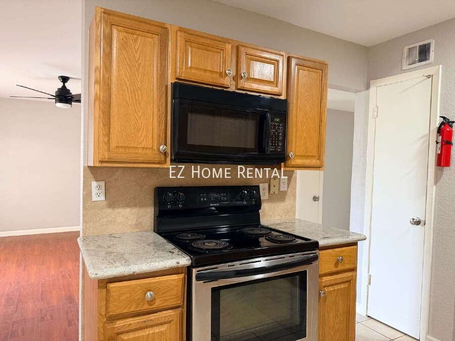 2102 5th Ave N - Photo 6 of 17