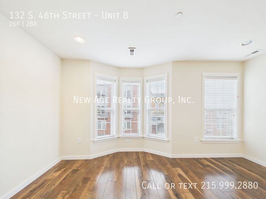 132 S 46th St #B - Photo 5 of 12