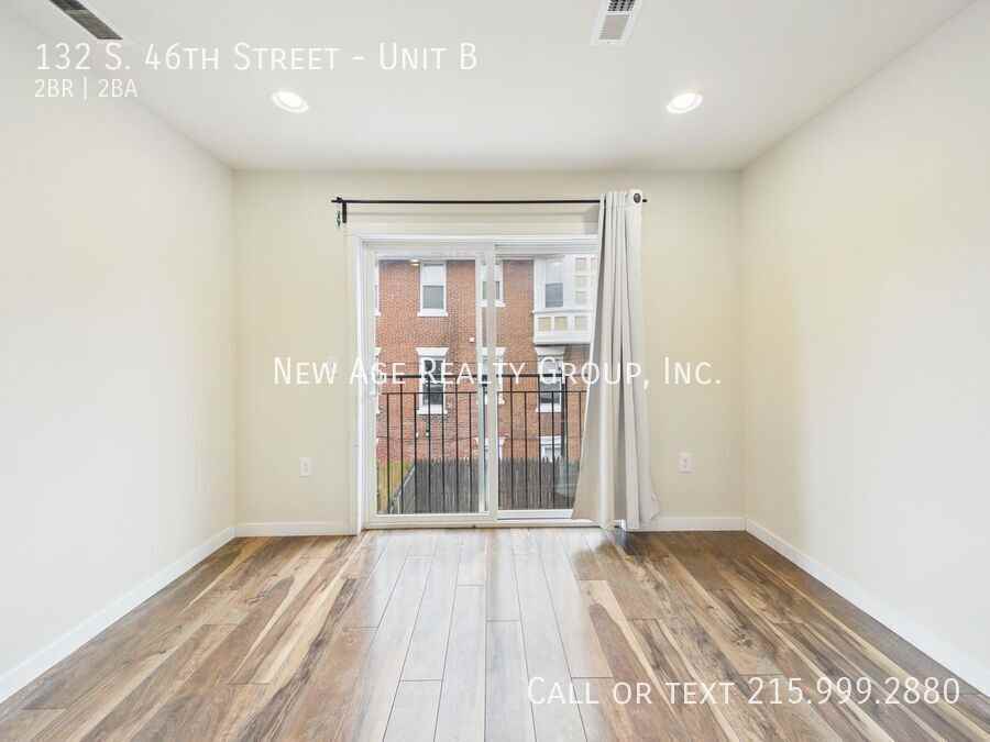 132 S 46th St #B - Photo 7 of 12
