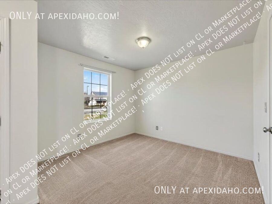 4282 S Mitman Way - Photo 5 of 39