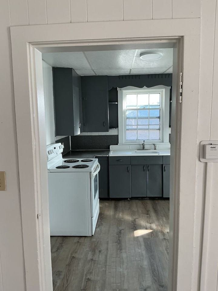 2010 Cherry St - Photo 3 of 21