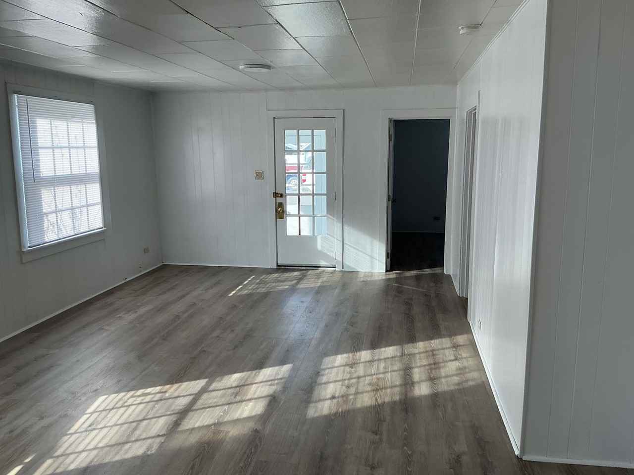 2010 Cherry St - Photo 4 of 21