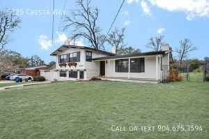 featured image of 5325 Cresta Way