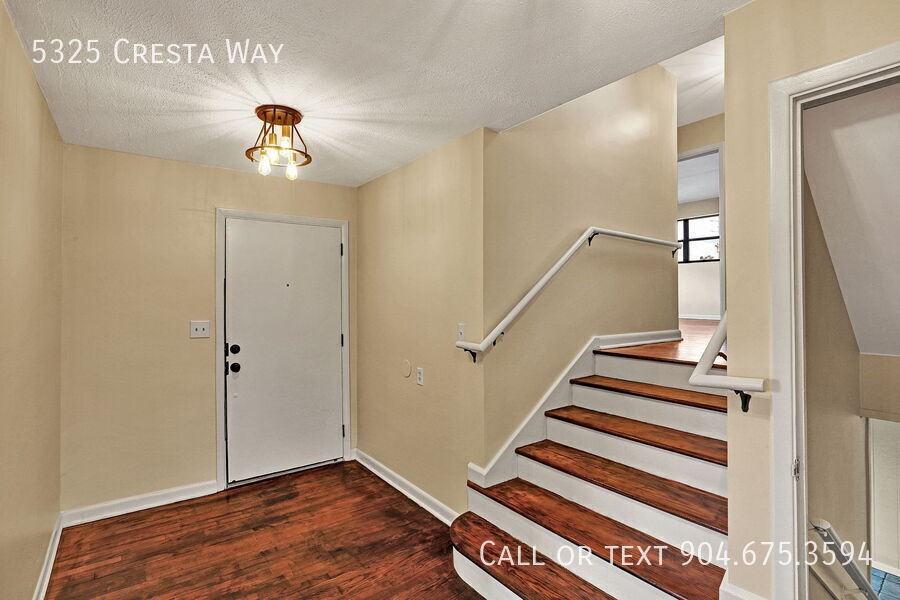 5325 Cresta Way - Photo 3 of 30