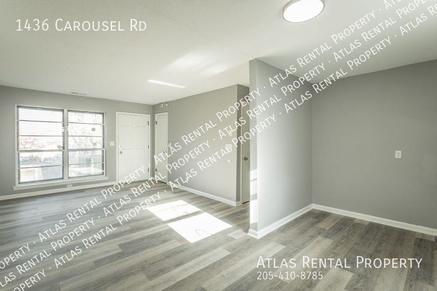 1436 Carousel Rd - Photo 5 of 20