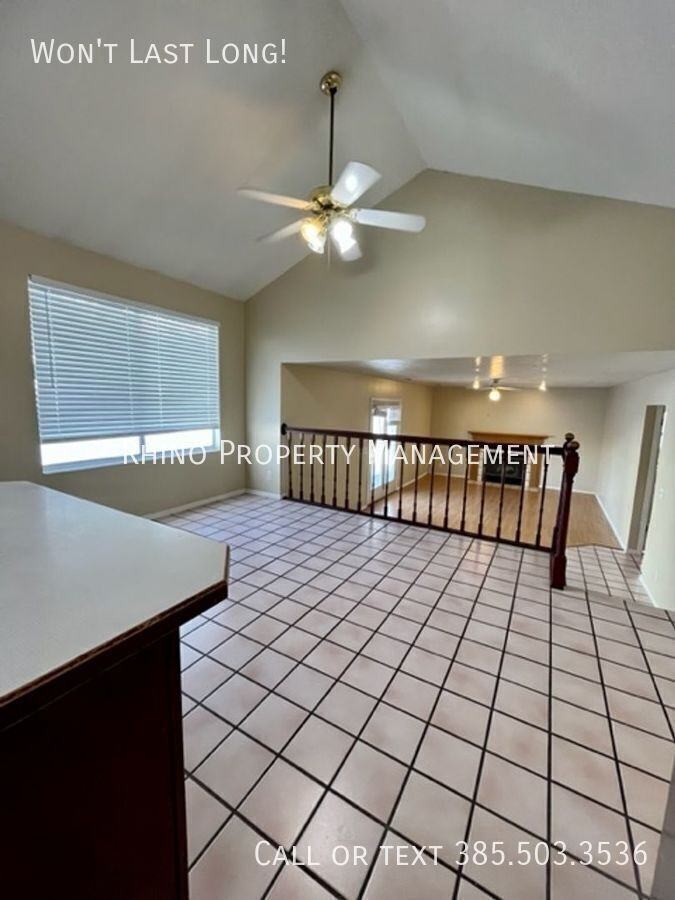 10319 S Ashley Park Dr - Photo 4 of 24