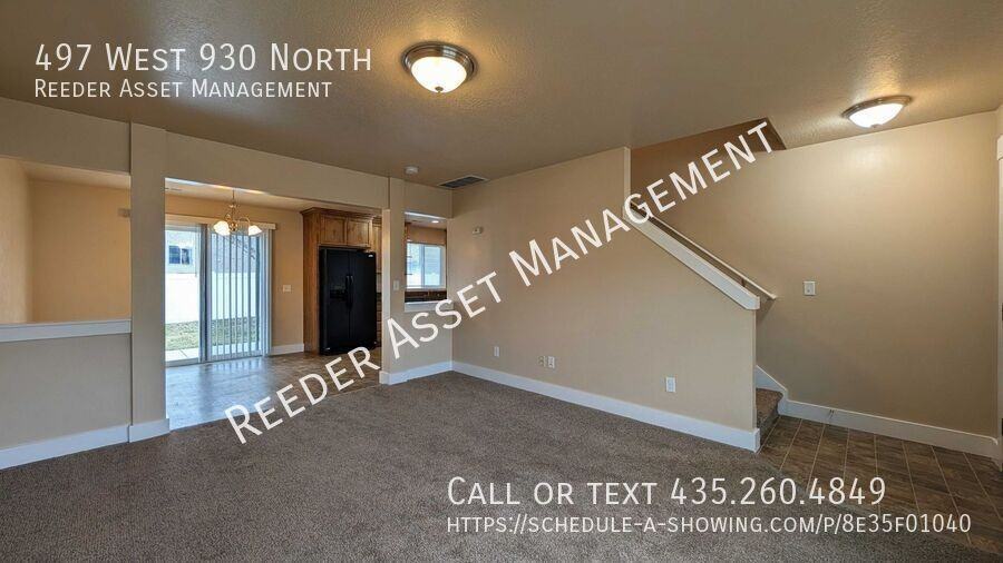 497 W 930 N - Photo 2 of 26