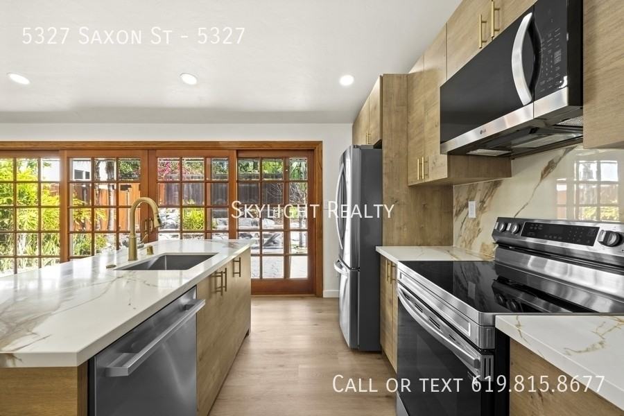 5327 Saxon St #5327 - Photo 5 of 23