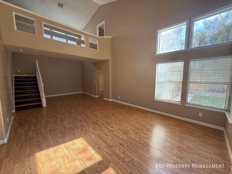 1520 Imperial Cup Dr - Photo 3 of 37