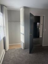 Grand - Photo 1 of 1