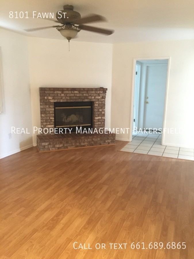 8101 Fawn St - Photo 4 of 20