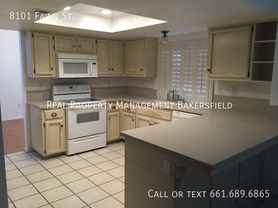 8101 Fawn St - Photo 5 of 20