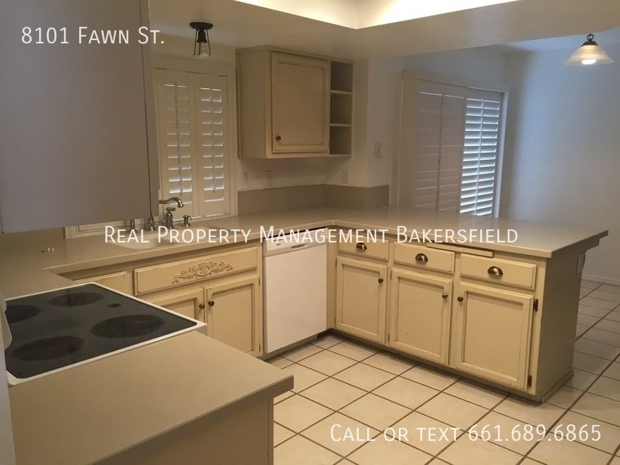 8101 Fawn St - Photo 6 of 20