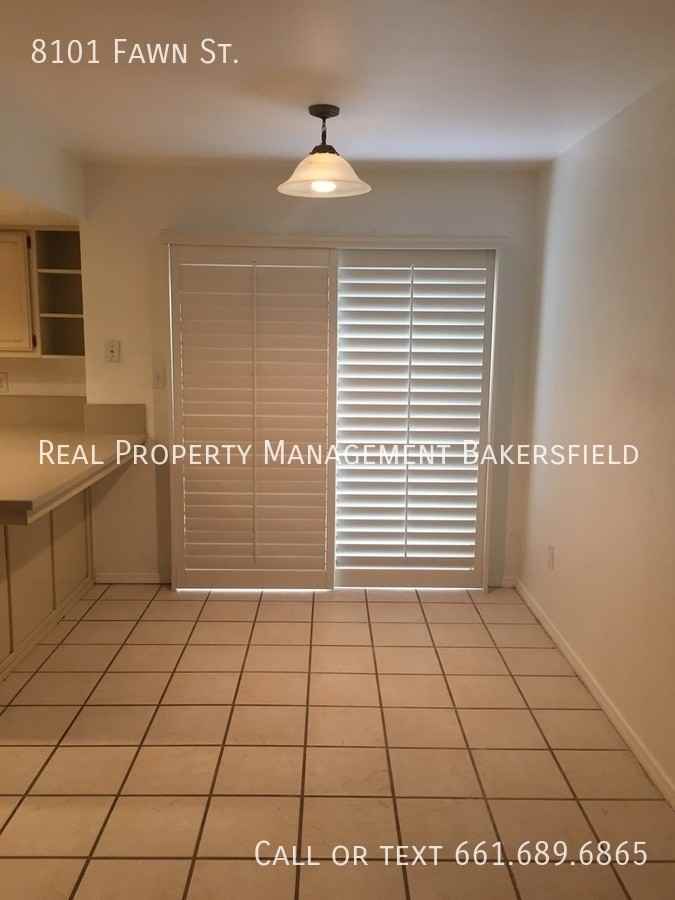 8101 Fawn St - Photo 7 of 20