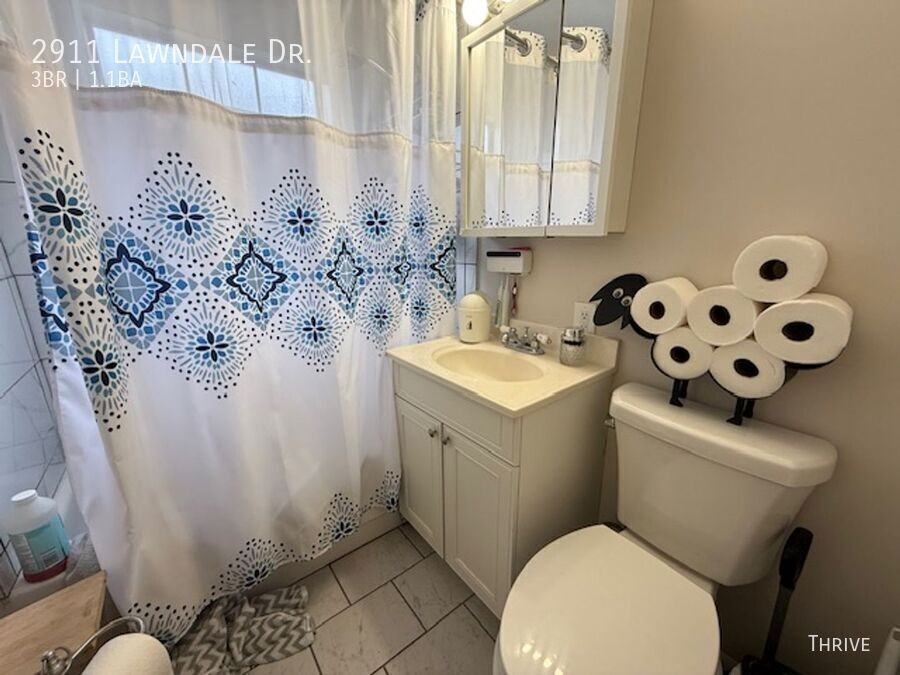 2911 Lawndale Dr - Photo 6 of 8