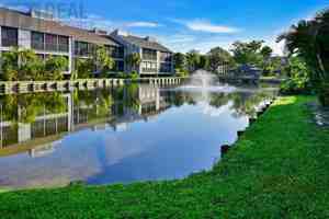 featured image of 251 Fenwick Dr #14