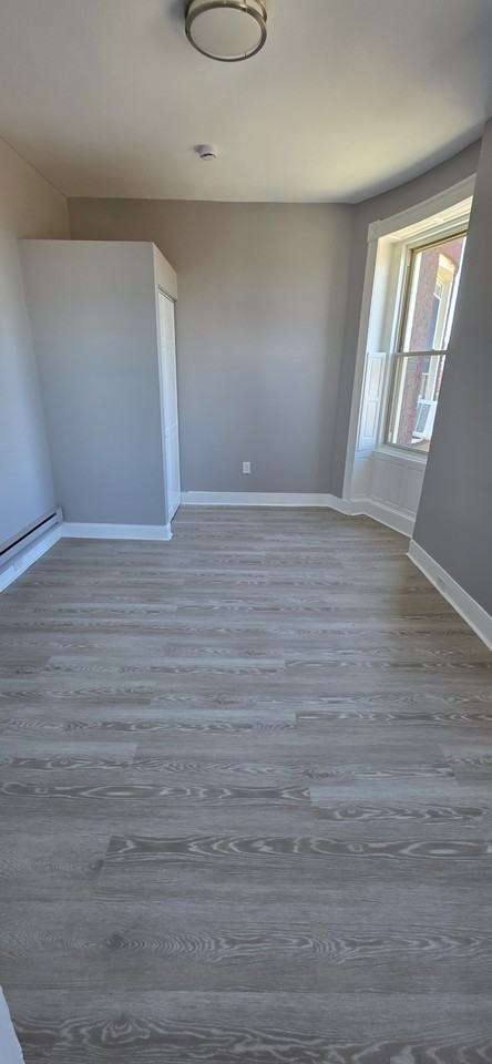 2042 Park Ave Apt 5 - Photo 4 of 8