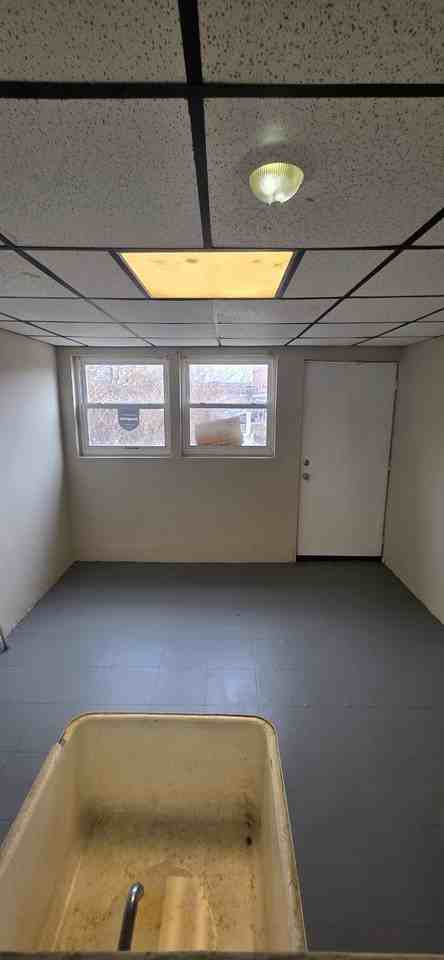 335 S Woodyear St - Photo 7 of 8