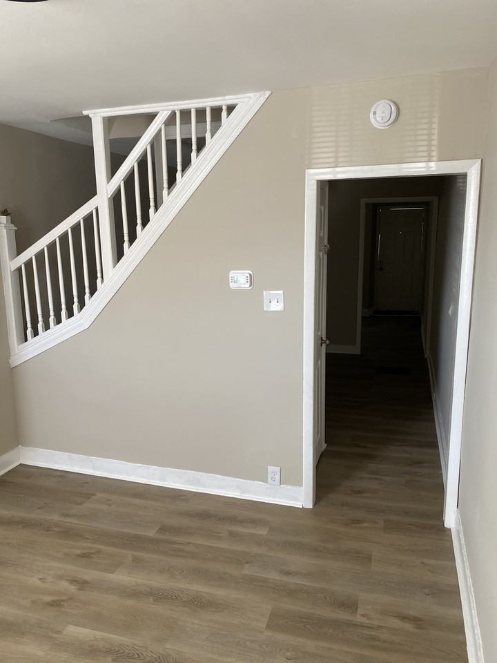 502 S Gilmor St - Photo 6 of 10