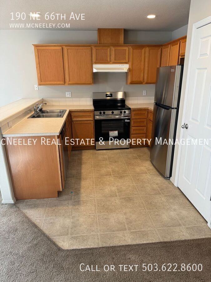 190 Ne 66th Ave - Photo 4 of 19