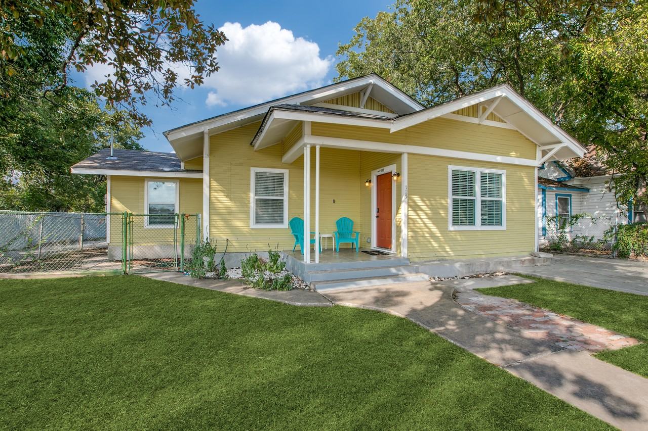 115 Chicago Blvd #101